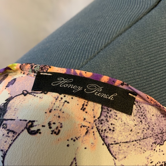 Gorgeous Long Sleeve Floral Mini Dress - Picture 8 of 8